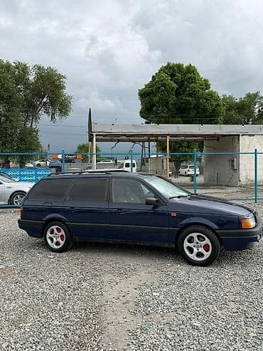 Транспорт: Volkswagen Passat Variant: 1991 г., 1.8 л, Кол менен иштөөчү, Бензин, Универсал — 5