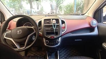 byd plus: Changan Benni: 2018 г., Автомат, Электромобиль, Хэтчбэк — 8