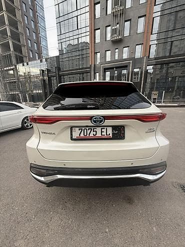 задный мос: Toyota Venza: 2020 г., 2.5 л, Вариатор, Гибрид, Кроссовер — 5