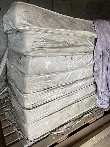 used bed: Отдам даром Душевые кабины Матрасы Описание: - Партия матрасов — 1
