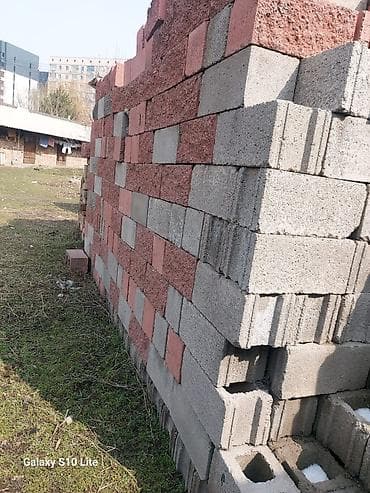 Сантехника: Пескоблок Бессер. Длина 38си, высота 18,5см, ширина 19см. Цена — 1