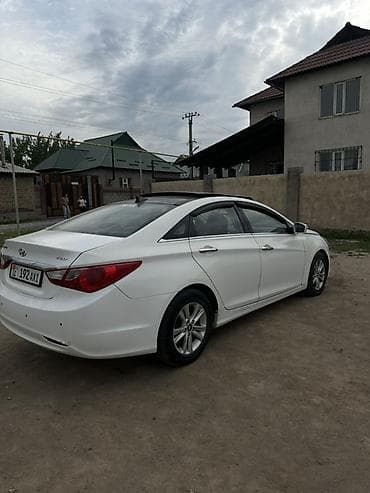 сокулук кун туу: Hyundai Sonata: 2010 г., 2 л, Автомат, Газ — 3