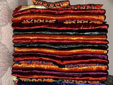 подушки для копчика: Яркие традиционные напольные подушки (казахские/восточные — 1