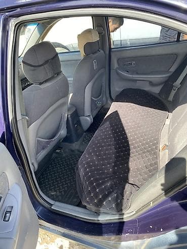 хонда истеп 1: Hyundai Elantra: 2005 г., 1.6 л, Кол менен иштөөчү, Бензин, Седан — 3