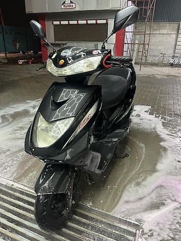 скутера аренда: Тип скутера M8, 150 куб. см, Бензин — 1