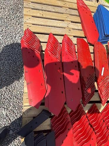 Зоотовары: Продаем лемех, долото, полевая доска, нагрудник, перо на импортные — 7