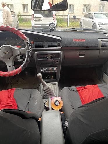 mazda 3: Mazda 626: 1991 г., 1.8 л, Механика, Бензин, Хэтчбэк — 3
