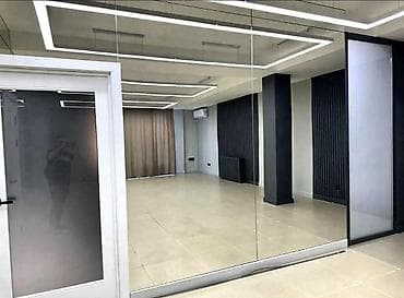 аренда офиса: Аренда офисов, 100 м², В бизнес центре, 1 линия — 3