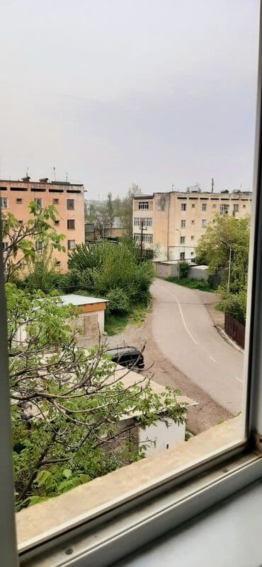 сниму дом недорого: 3 комнаты, 80 м², 4 этаж — 10