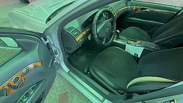 Mercedes-Benz E-Class: 2003 г., 2.6 л, Автомат, Бензин, Седан