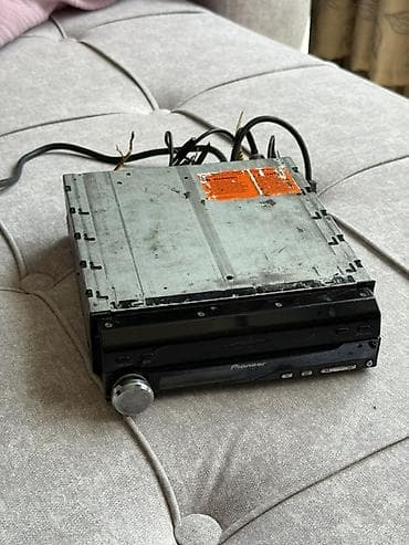 dvd player: Продаю оригинал пионер с выдвежным экраном — 2