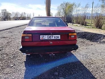 танк скутор: Volkswagen Jetta: 1989 г., Седан — 3