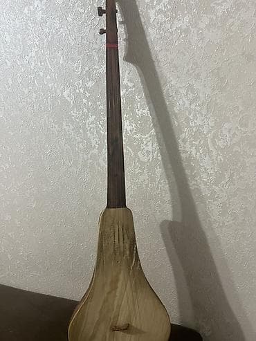 комуз рисунок: Орук комуз! — 1