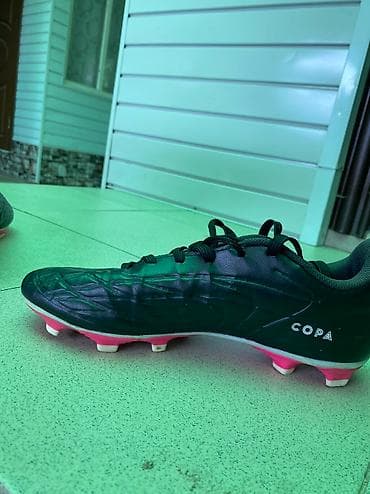 Adidas copa puré 1 с Испании 
Оригинал с магазина Адидас 
Размер 40,50 — 5