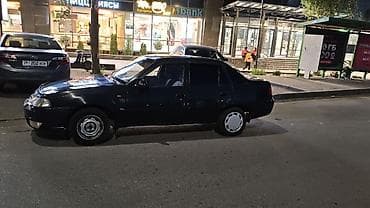 Daewoo Nexia: 2008 г., 1.5 л, Механика, Бензин, Седан