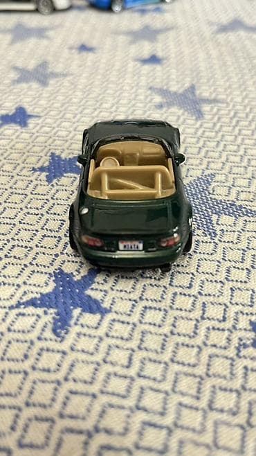 hot: Mazda miata MX-5 хот вилс премиум в масштабе 1:64. Подходит для — 4