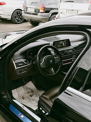 клима: BMW 7 series: 2020 г., 3 л, Автомат, Бензин, Седан — 7