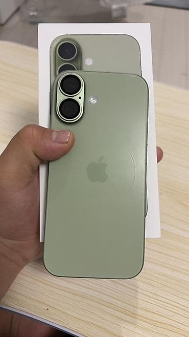 м 2: IPhone 17, 256 ГБ, Зеленый, Коробка, 100 % — 2