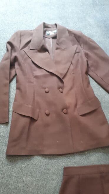 винтажные одежды: Обмен на комнатный цветок.Пиджак с юбкой,размер 44-46,длина юбки — 1