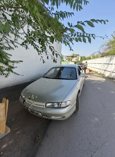 срочно продаю в связи с переездом: Mazda Cronos: 1992 г., 2 л, Механика, Бензин, Хетчбек — 2
