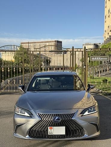 Lexus ES: 2019 г., 2.5 л, Автомат, Гибрид, Седан