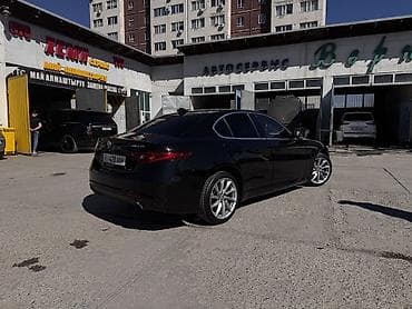 алфат машина: Alfa Romeo Giulia: 2018 г., 2 л, Автомат, Седан — 2