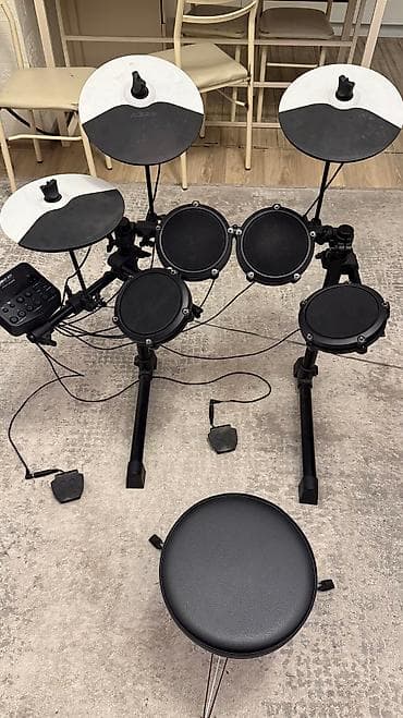 Барабаны: Alesis Debut Kit Продаю б/у электронную барабанную установку Alesis — 1