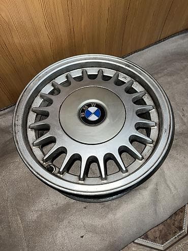 бленда на бмв е34: Литые Диски R 15 BMW, 1 шт, отверстий - 5, Б/у — 2