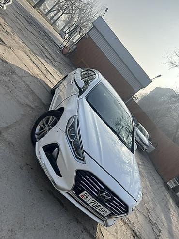 Hyundai Sonata: 2019 г., 2 л, Автомат, Газ, Седан — 9