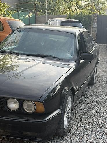 BMW 5 series: 1993 г., 2.5 л, Механика, Бензин, Седан at lalafo.kg BMW 5 series: 1993 г., 2.5 л, Механика, Бензин, Седан