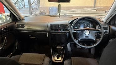 Volkswagen Golf: 2004 г., 1.8 л, Типтроник, Бензин, Хетчбек — 9