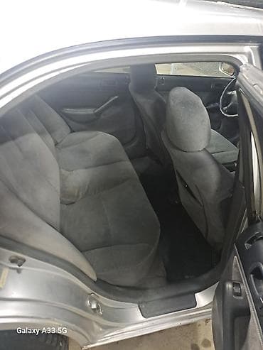 двери на мазда 6: Honda Civic: 2001 г., 1.7 л, Автомат, Бензин, Седан — 4