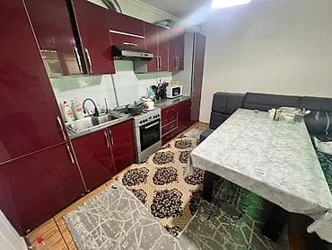бишкек үй: 🏡 Продаётся 3-комнатный дом с участком 2,7 соток 📍 Первая линия — ул — 7