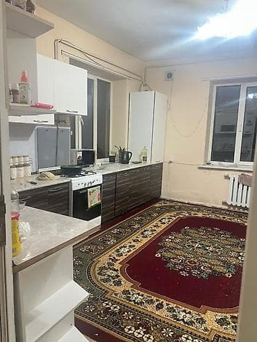 западный автовокзал дом: Тынч, таза жана жылуу үйдөн жарык комната ижарага берилет. Үйдө бардык — 3