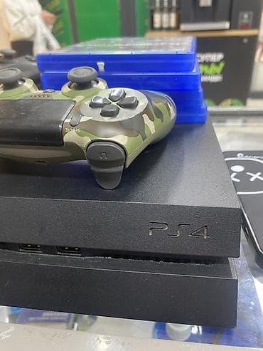 Sony PlayStation: Игровая консоль Sony PlayStation 4 (PS4) с комплектом аксессуаров и — 2