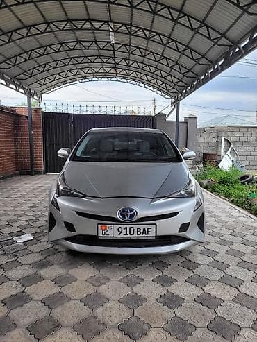 2016: Toyota Prius: 2016 г., 1.8 л, Вариатор, Гибрид, Хэтчбэк — 3