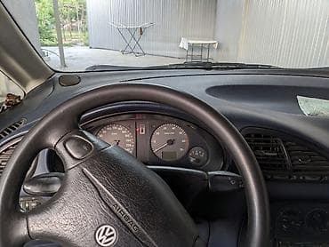 1995: Volkswagen Sharan: 1995 г., 2 л, Механика, Бензин, Минивэн — 6