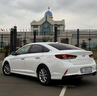 Hyundai Sonata: 2018 г., 2 л, Автомат, Бензин, Седан — 5