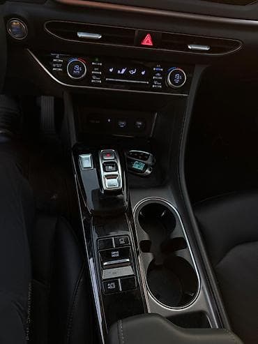 byd plus: Hyundai Sonata: 2022 г., 2 л, Автомат, Бензин, Седан — 5