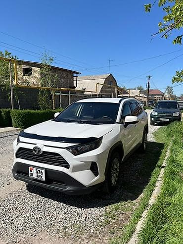 lend cruizer: Toyota RAV4: 2019 г., 2.5 л, Автомат, Бензин, Кроссовер — 2