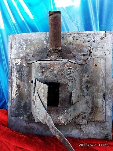 искуственный камин: Металлическая топка/печная вставка для твердого топлива Сама печка — 1