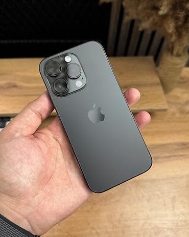 IPhone 14 Pro, Б/у, 256 ГБ, Black Titanium, 84 %