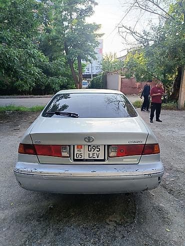 Продажа авто: Toyota Camry: 1999 г., 2.2 л, Автомат, Газ, Седан — 3