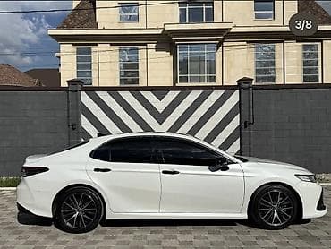 90: Toyota Camry: 2021 г., 2.5 л, Автомат, Гибрид, Седан — 3