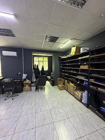сокулук кинотеатр: Продажа офисов 80 м², С ремонтом, Без мебели, Многоэтажное здание, 1 этаж — 4