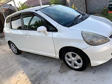 фита: Honda Fit: 2002 г., 1.3 л, Автомат, Бензин, Хэтчбэк — 3