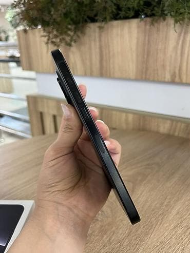 pro: 🔥 iPhone 16 Pro Max 512 ГБ — мощный и вместительный! 📱 Продаю iPhone — 5
