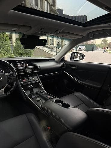 Продажа авто: Lexus IS: 2018 г., 2 л, Автомат, Бензин, Седан — 10