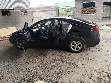 audi a8: Nissan Primera: 2004 г., Хэтчбэк — 4