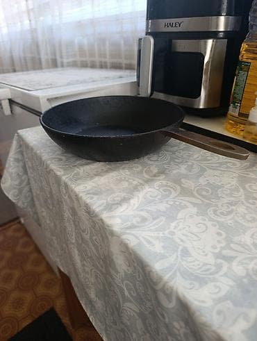 Ашкана буюмдары: Чугунная кухонная посуда — набор цена за обе 920сом Состав: - — 2